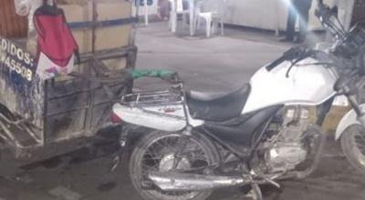 Detienen a sujetos por robo de tapas metálicas de coladeras y registros